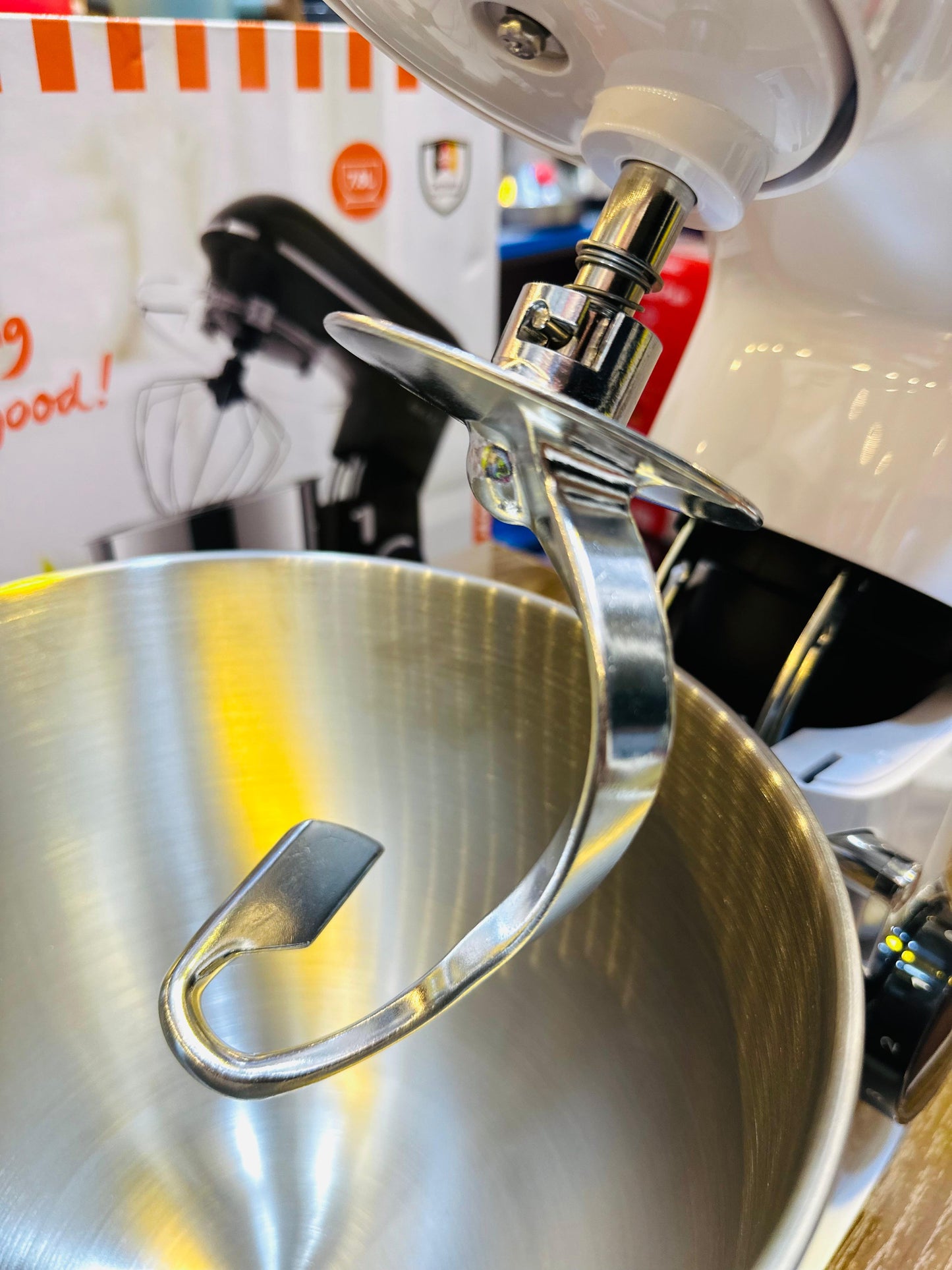 KöLAX Professional Stand Mixer - White ATTA machine